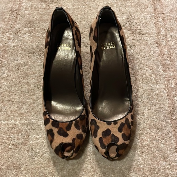 Stuart Weitzman leopard pumps - Picture 2 of 8